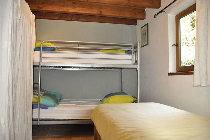 Gîte pour 5 personnes, avec Jacuzzi et Terrasse ainsi que Jardin et Piscine à Vernoux-en-Gâtine - 3