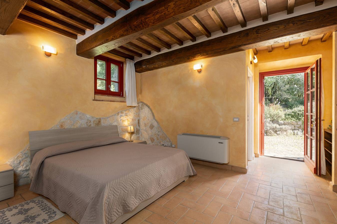Casa vacanze 'Borgo Mommialla Casa Dell'artista' con piscina condivisa, Wi-Fi e aria condizionata in Gambassi Terme, Firenze province