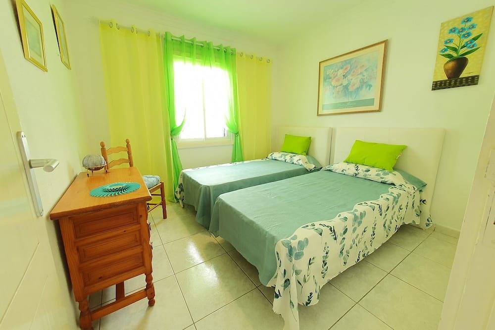Ganze Wohnung, Two bedrooms Sea front apartment in Amarilla Golf in Las Adelfas, Amarilla Golf
