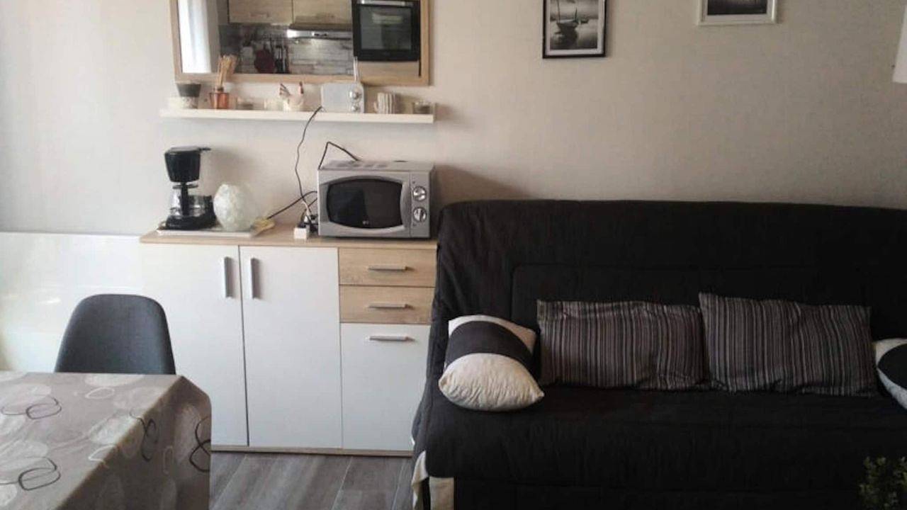 Entire holiday apartment, Ferienwohnung für 4 Personen (27 m²) in Les Carroz-d'Arâches in Les Carroz, Arâches-la-Frasse