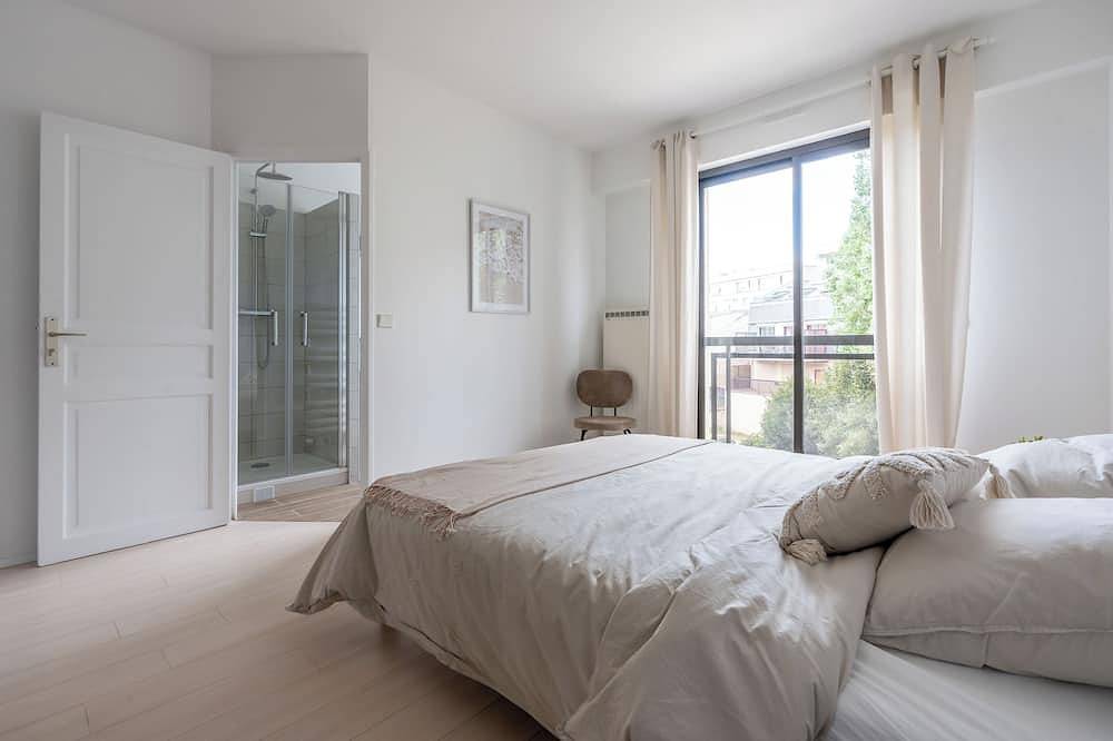 Apartamento entero, East Paris rooftop apartment in Saint-Maur-des-Fossés, Valle del Marne