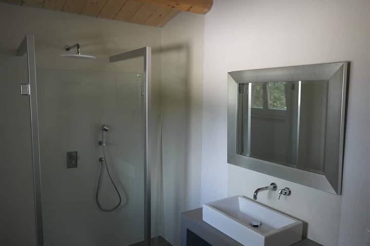 Appartamento intero, Appartamento di lusso con piscina in posizione da sogno in riva al mare, con vista mozzafiato in Montemaggiore al Metauro, Colli al Metauro