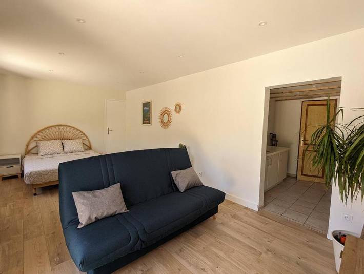 Location de vacances pour 3 personnes, avec jardin et terrasse dans Plage Fabrégas - 2