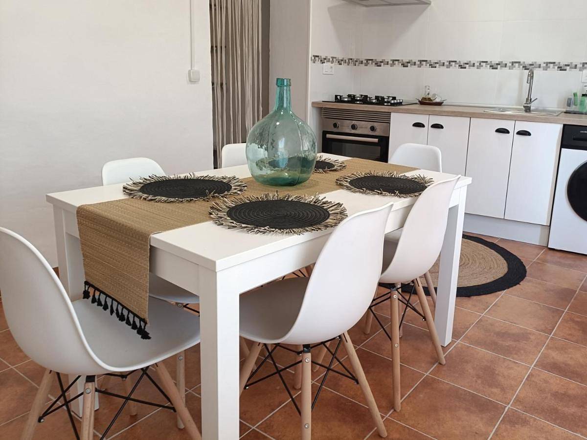 Three-Bedroom House in Montanejos, Province de Castellón