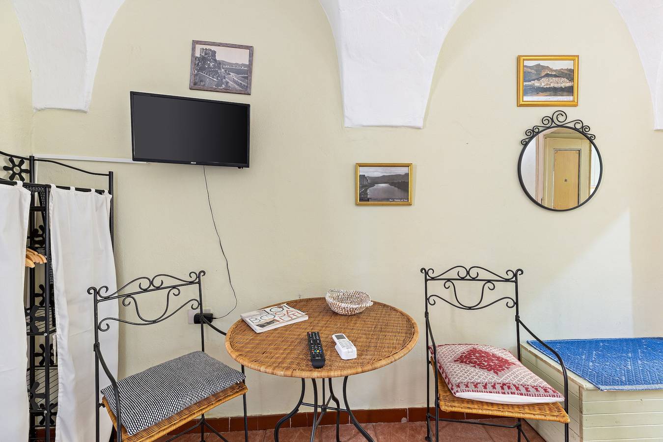 Romeo & Giulietta Rooms: Doppelzimmer im Herzen von Bosa in Bosa, Planargia