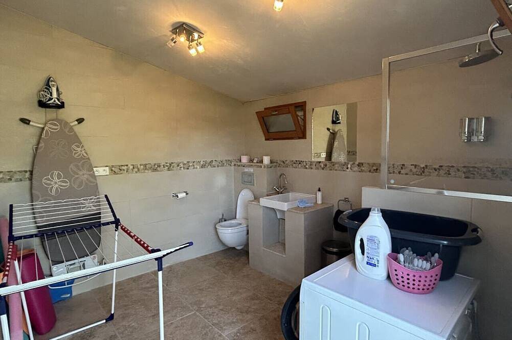 A Serene Luxury Villa in the Perfect Provence Location in Le Castellet, Côte méditerranéenne (France)