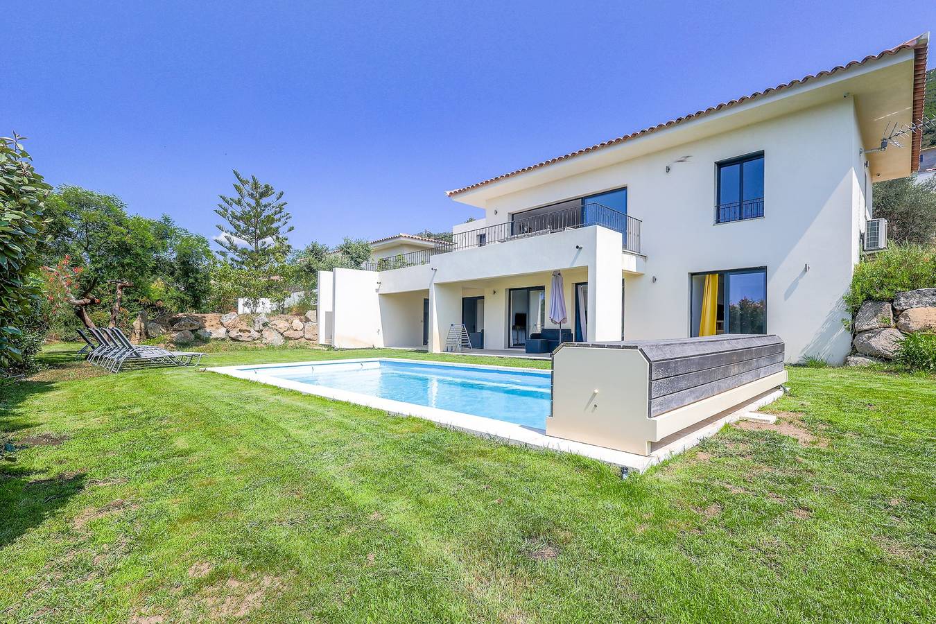 Villa für 10 Personen mit Terrasse in Belgodère, Calvi und Umgebung
