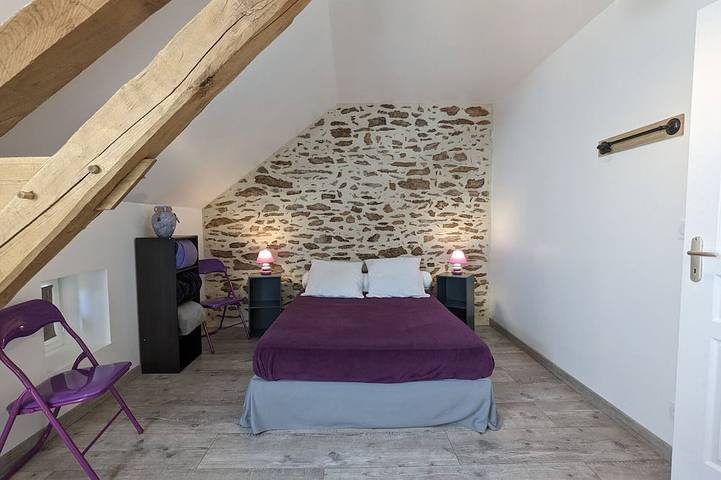 Gîte pour 12 personnes, avec jardin, animaux acceptés à Pouligny-Notre-Dame - 3