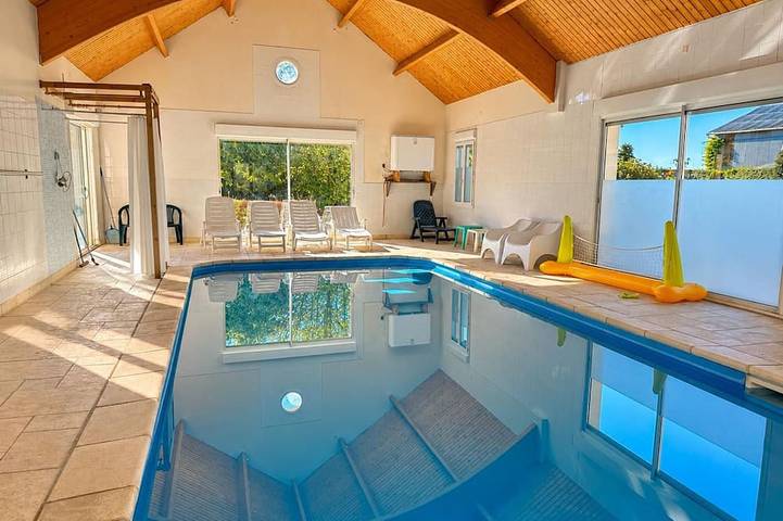 Gîte pour 7 personnes, avec Terrasse et Jardin dans La Chapelle-Saint-Martin-en-Plaine