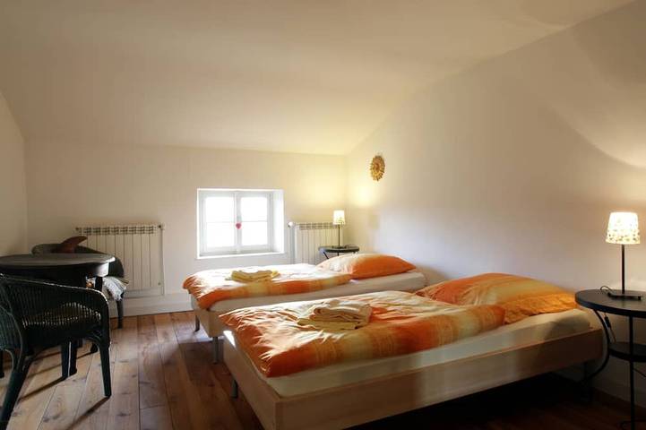 Location de vacances pour 17 personnes, avec jardin ainsi que piscine et terrasse, animaux acceptés à Saint-Félix-de-Tournegat - 3