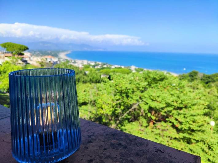 Location de vacances pour 4 personnes, avec vue et terrasse à San Felice Circeo - 2