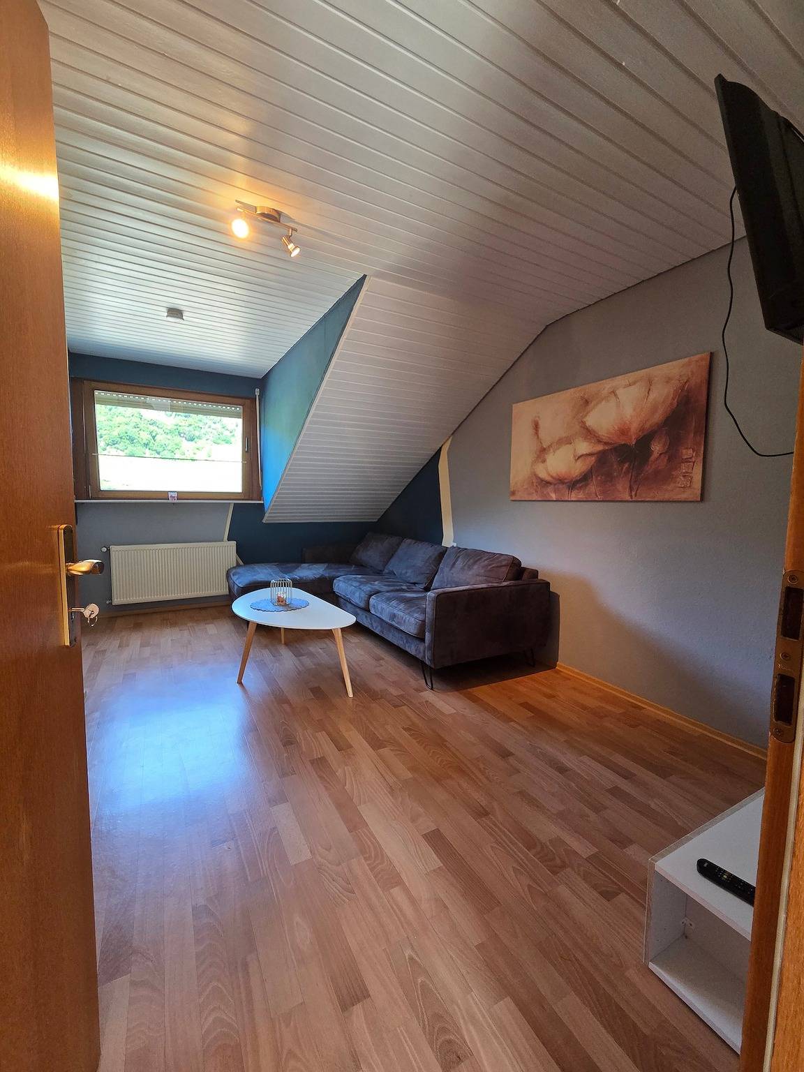 Ganze Wohnung, Ferienwohnung Acolon mit Gemeinschaftsterrasse und Wlan in Burg (Mosel), Bernkastel-Kues & Umgebung
