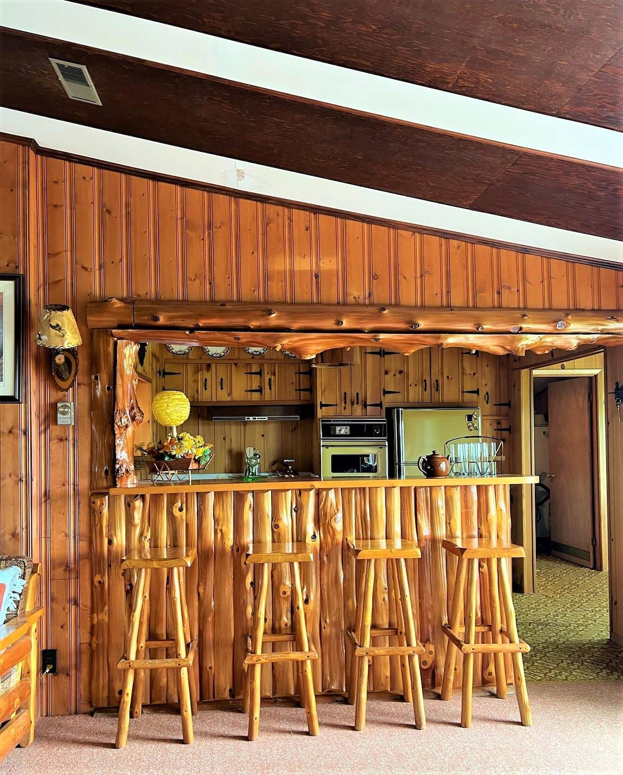 Retro Spacious Cottage - Somewhere in time in Tobermory (Ontario)