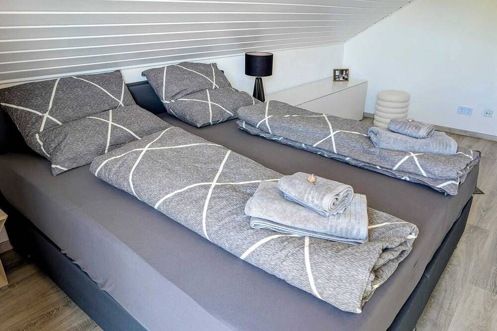 Ganze Wohnung, Schöne, helle, großzügige Wohnung in unmittelbarer Nähe zur Schweiz in Albbruck, Südschwarzwald