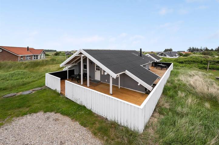 Ferienhaus für 6 Personen, mit Terrasse in Haurvig