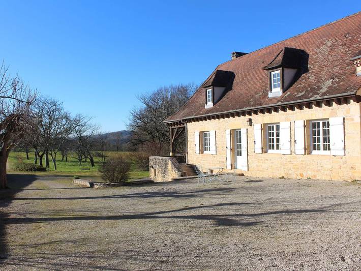 Location de vacances pour 14 personnes, avec terrasse et jardin à Sainte-Mondane - 2
