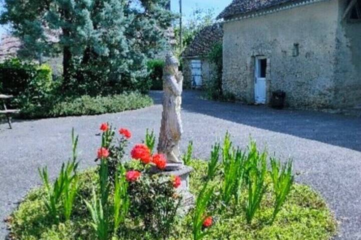 Gîte pour 4 personnes, avec jardin, animaux acceptés à Champagné (Sarthe)