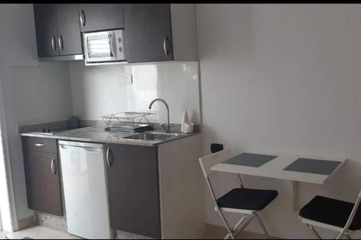 Gîte pour 2 personnes, avec piscine ainsi que jacuzzi et terrasse à Arrecife - 3