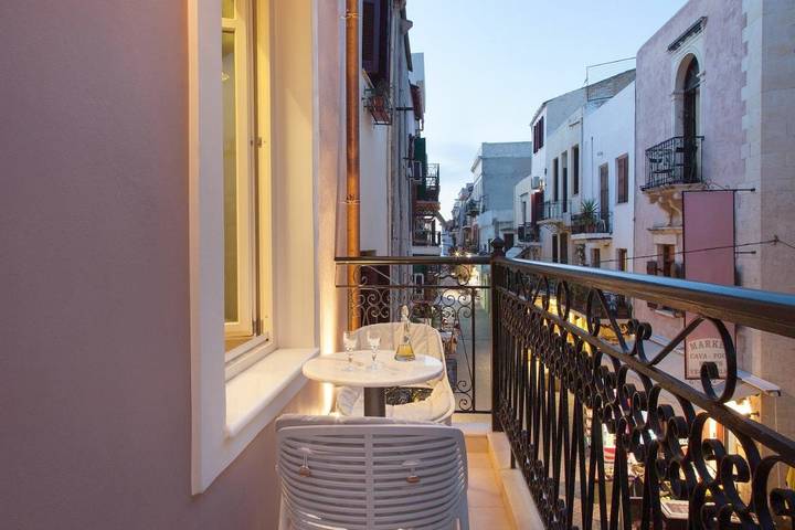 Maison d’hôte pour 3 personnes, avec balcon, adapté aux familles à La Canée - 2