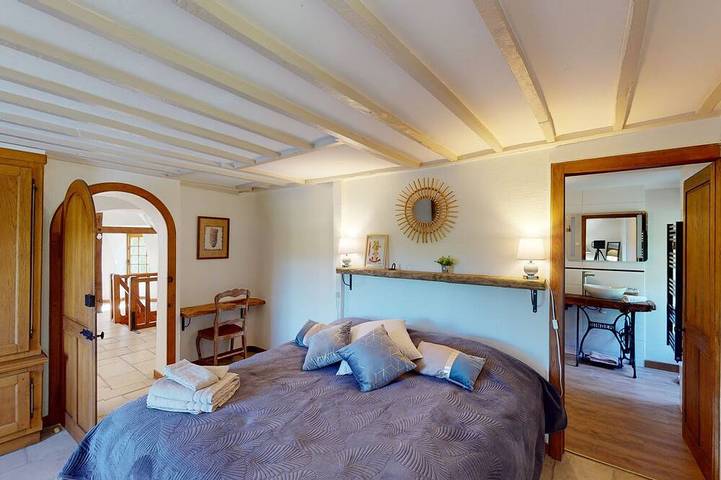 Location de vacances pour 10 personnes, avec balcon et jardin à Parcé-sur-Sarthe - 2