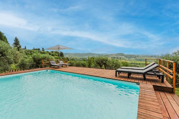 Chalet para 9 personas, con vistas además de jardín y piscina, Se admiten mascotas - 1