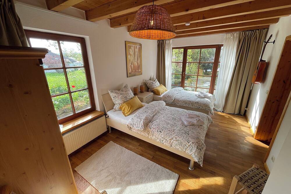 Freistehendes gemütliches Ferienhaus mit Garten in Bad Camberg in Bad Camberg, Landkreis Limburg-Weilburg
