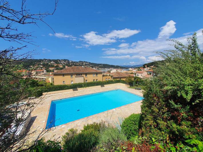 Appartement de vacances pour 4 personnes, avec piscine et balcon, adapté aux familles - 1