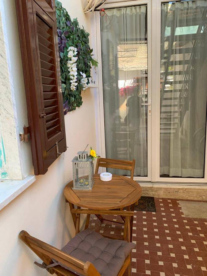 B&b per 3 persone, con Terrazza a Carrara