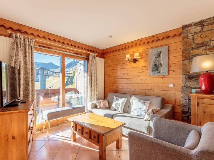 Gîte pour 8 personnes, avec Balcon ainsi que Piscine et Sauna dans Aime 2000
