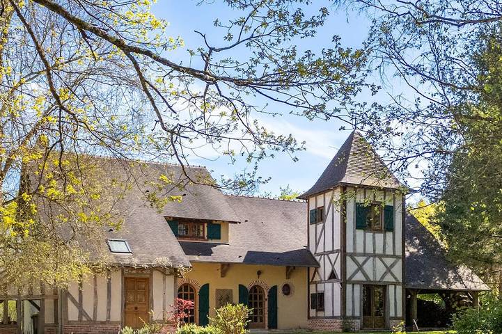 Location de vacances pour 12 personnes, avec jardin et terrasse à Coullons