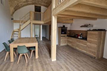 Gîte pour 8 personnes, avec sauna à Montlebon