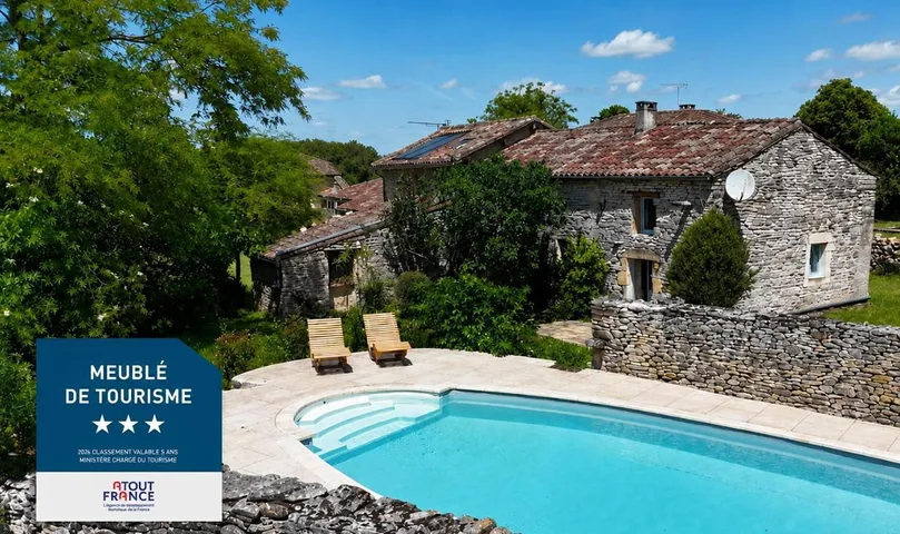 Casa de vacaciones para 9 personas, con vistas además de piscina y jardín - 1
