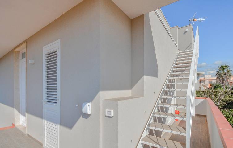 Apartamento vacacional entero, Apartamento con vistas al mar cerca de la playa de Porto Salvo in Marina di Modica, Módica