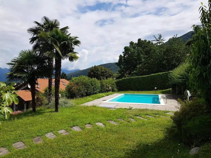 Villa con piscina per 5 persone, con giardino e piscina sul Lago Maggiore