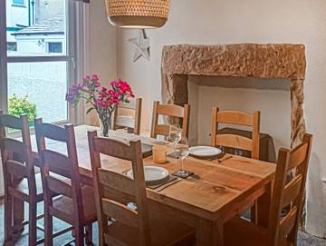 Log Cabin for 7 People in Keswick, Cumbria, Photo 4