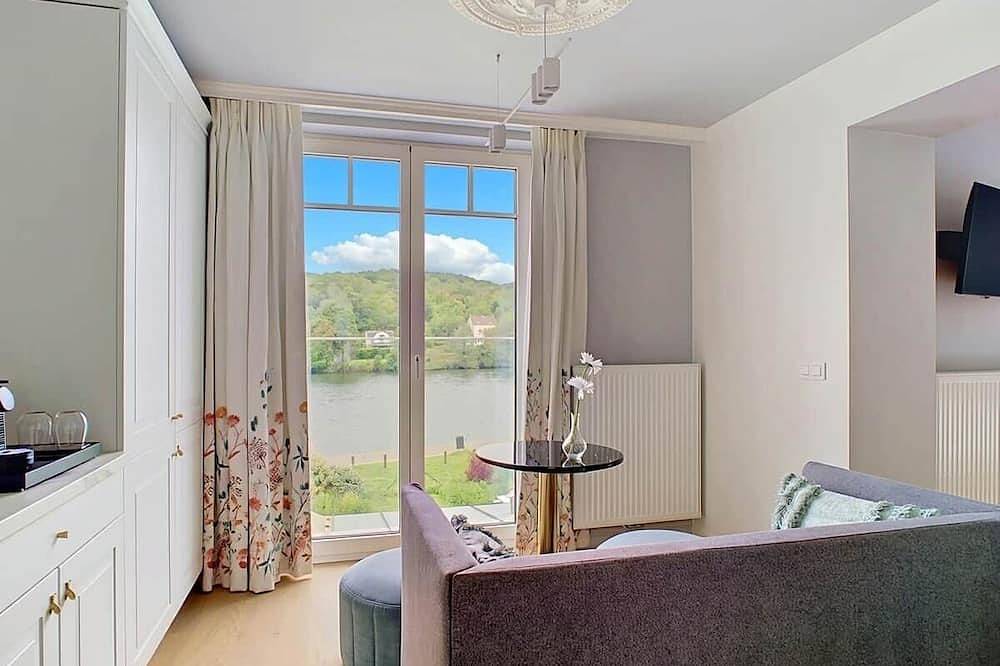 Appartement entier, Namour - Suite romantique avec balcon & vue Meuse | Namur in Wépion, Namur