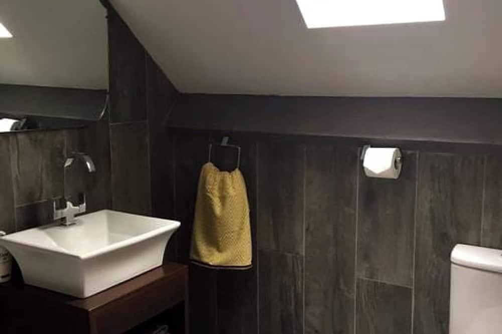 Cosy, Contemporary Irish Cottage | Superking Bed in Donegal, County Donegal