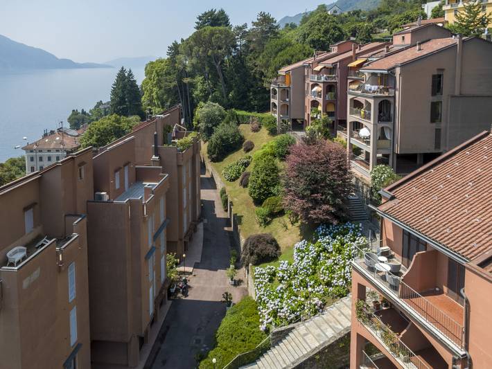 Ferienwohnung für 8 Personen, mit Balkon und Garten sowie Kinderpool und Seeblick im Piemont - 3