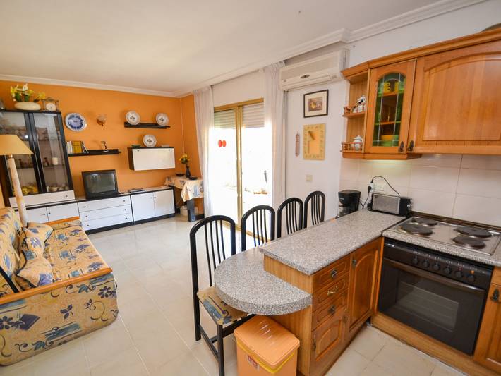 Gîte pour 4 personnes, avec jardin et terrasse dans La Pineda - 2