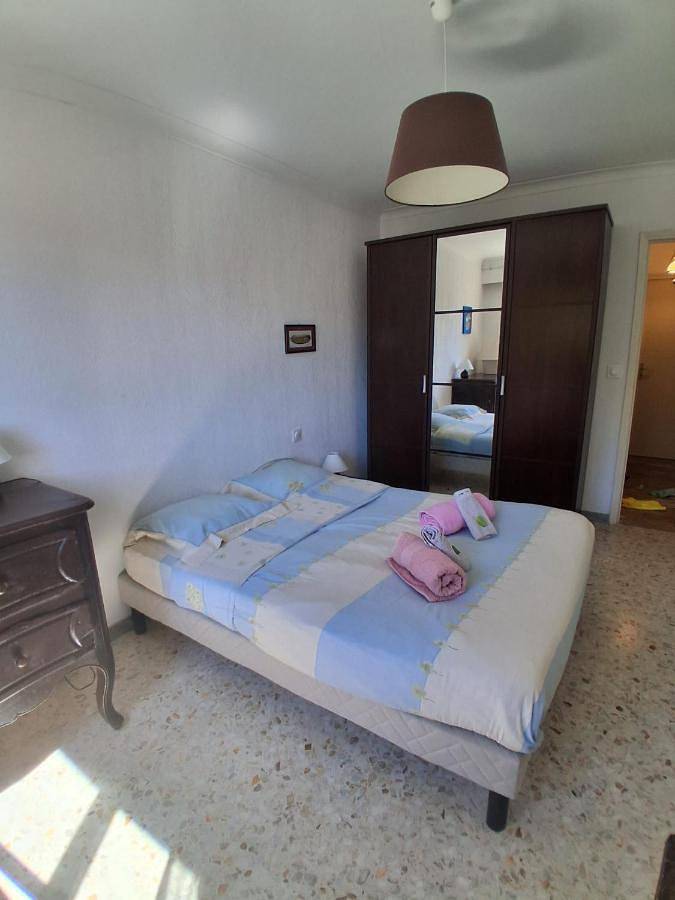 Gîte pour 4 personnes, avec vue et balcon à Ville-di-Pietrabugno - 2