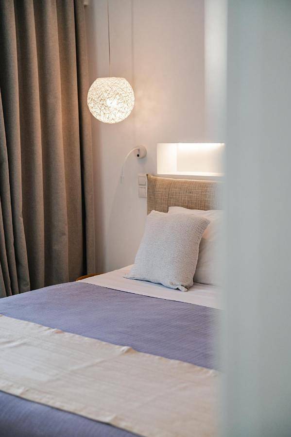 Location de vacances pour 6 personnes, avec sauna et vue ainsi que piscine et jardin dans Gialova - 3