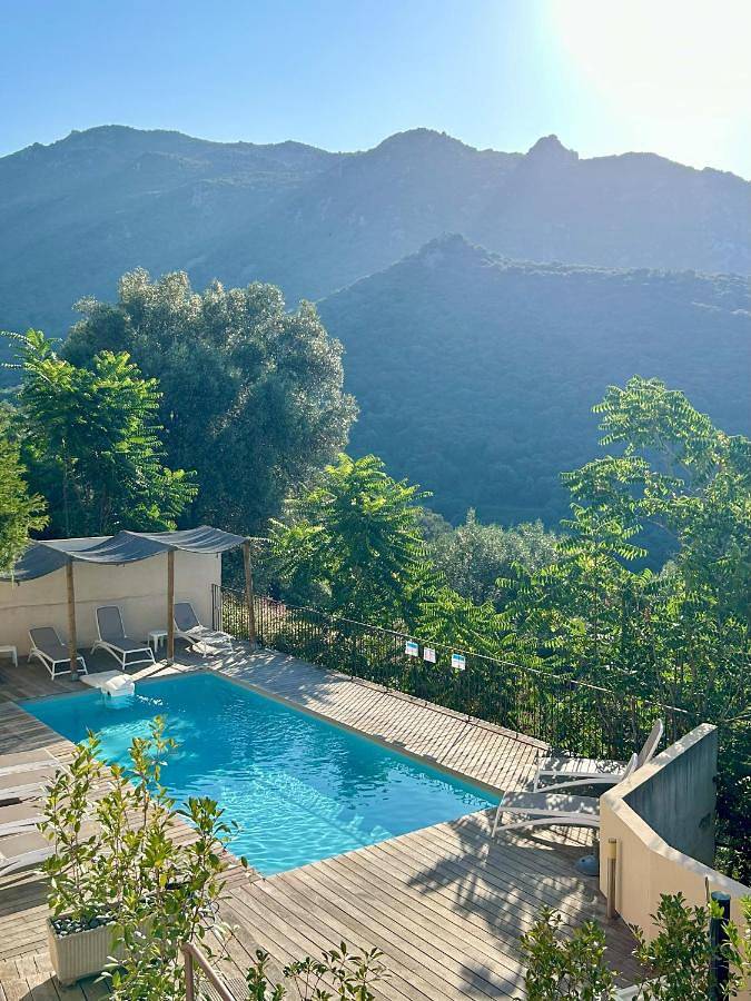 Hôtel pour 2 personnes, avec piscine et jardin