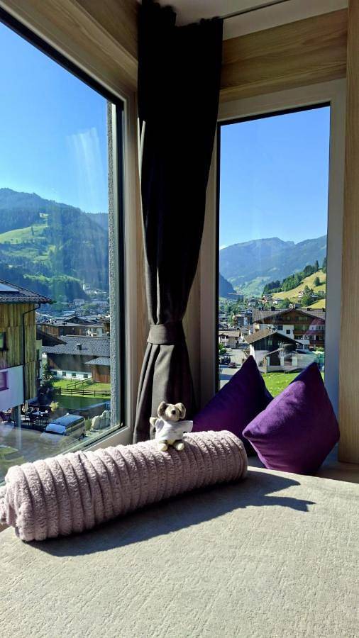Maison d’hôte pour 4 personnes, avec Balcon et Terrasse ainsi que Sauna et Vue