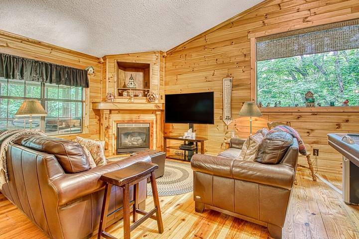 Blockhütte für 6 Personen, mit Terrasse und Whirlpool sowie Garten - 1