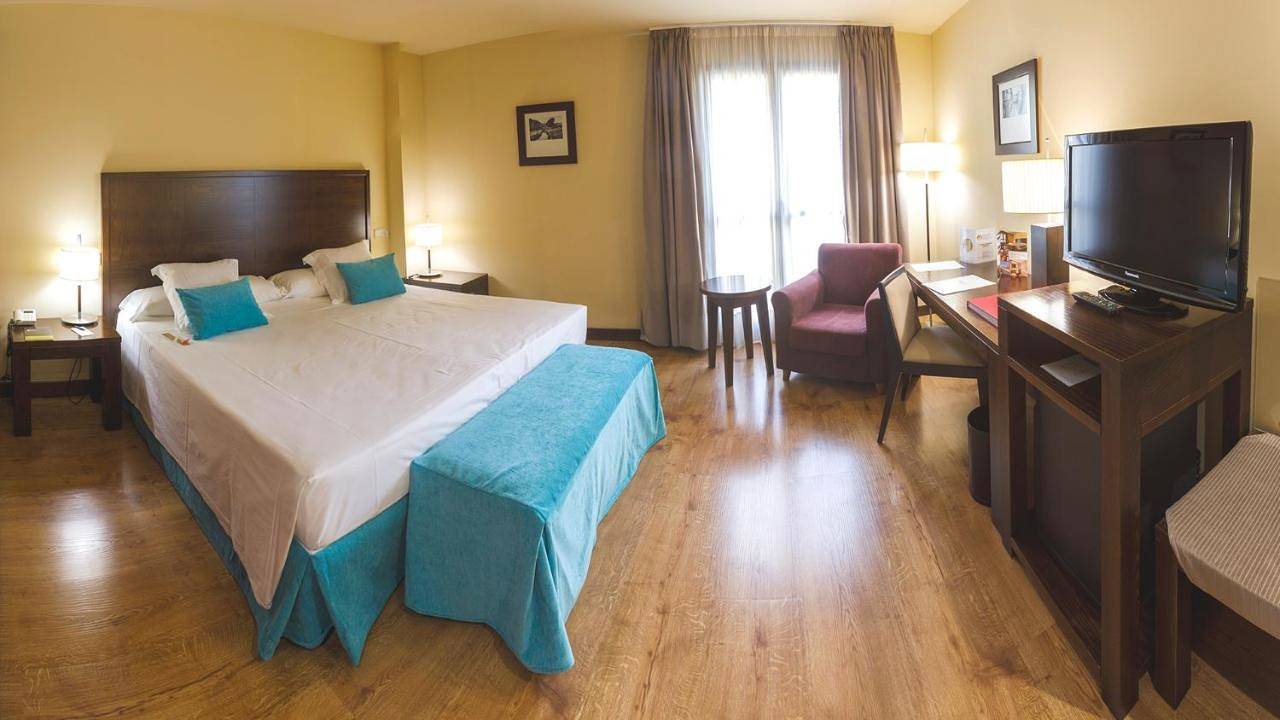 Gran Hotel Ciudad de Barbastro in Barbastro, Provincia de Huesca
