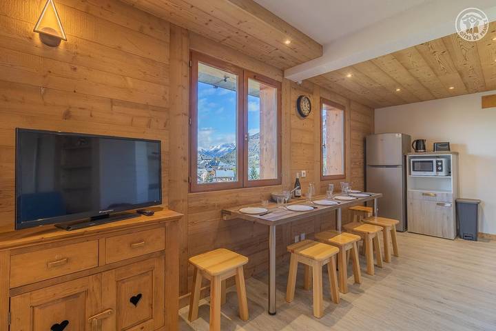 Gîte pour 6 personnes, avec jacuzzi et sauna, animaux acceptés à Albiez-Montrond - 4