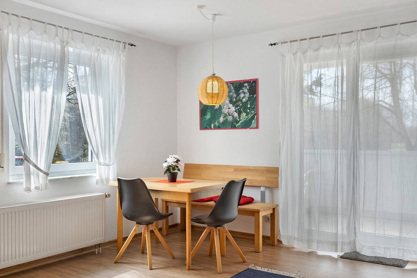 Ganze Wohnung, Apartment 47 mit Dreiweltencard und Balkon - nur 2 Gehminuten vom Solemar entfernt in Bad Dürrheim, Mittlerer Schwarzwald
