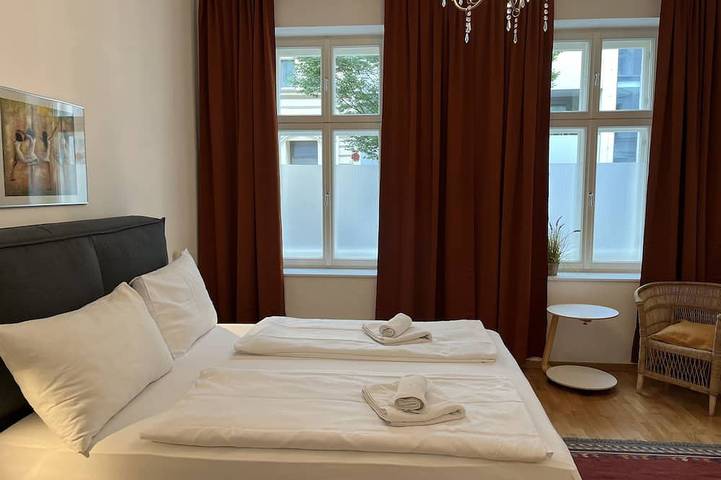 Ganze Wohnung, Zentrale Wohnung am Augarten in Brigittenau, Wien