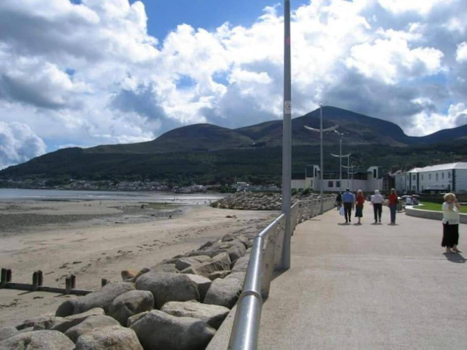 Entire apartment, Two-Bedroom Apartment in Newcastle (County Down), County Down