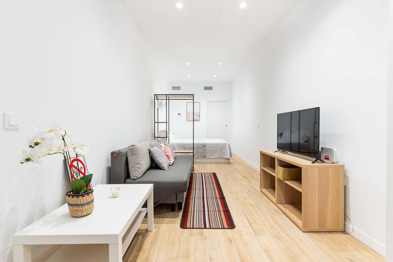 Entire studio, Sant Jordi 1 in Camins al Grau, Valencia